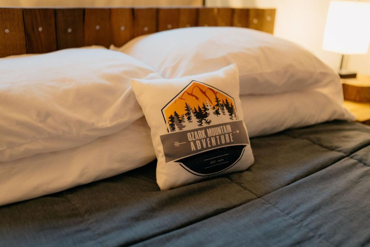 Hotel Treehouse Cozy Glamping Site à Branson Extérieur photo